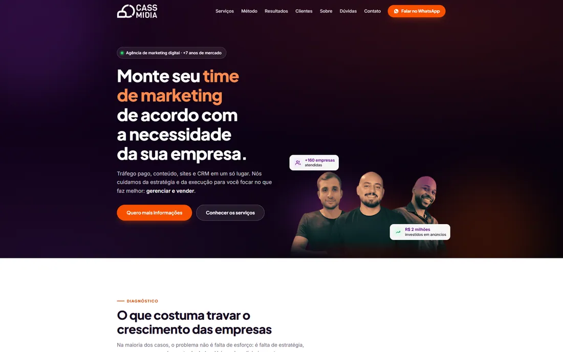 Site da Cass Mídia, agência de marketing digital, aberto em um notebook